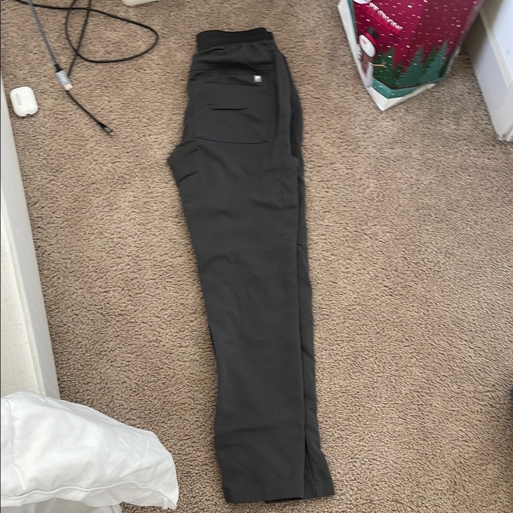 Fabletics scrub pants